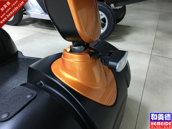 台湾美利驰S745老年人四轮电动代步车电动轮椅车汽车座椅大气金色出口定制款